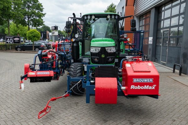 Brouwer RoboMax based on John Deere