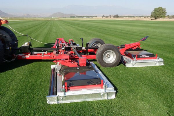 Progressive TDR-22 / TDR-22G Tri-Deck Roller Finishing Mower