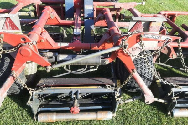 Kesmac 9 gang grinded reel mower - Image 7