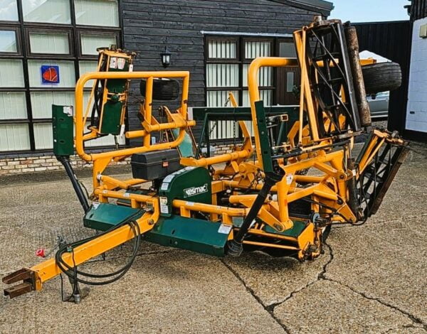 Used Kesmac 7 gang Reelmower